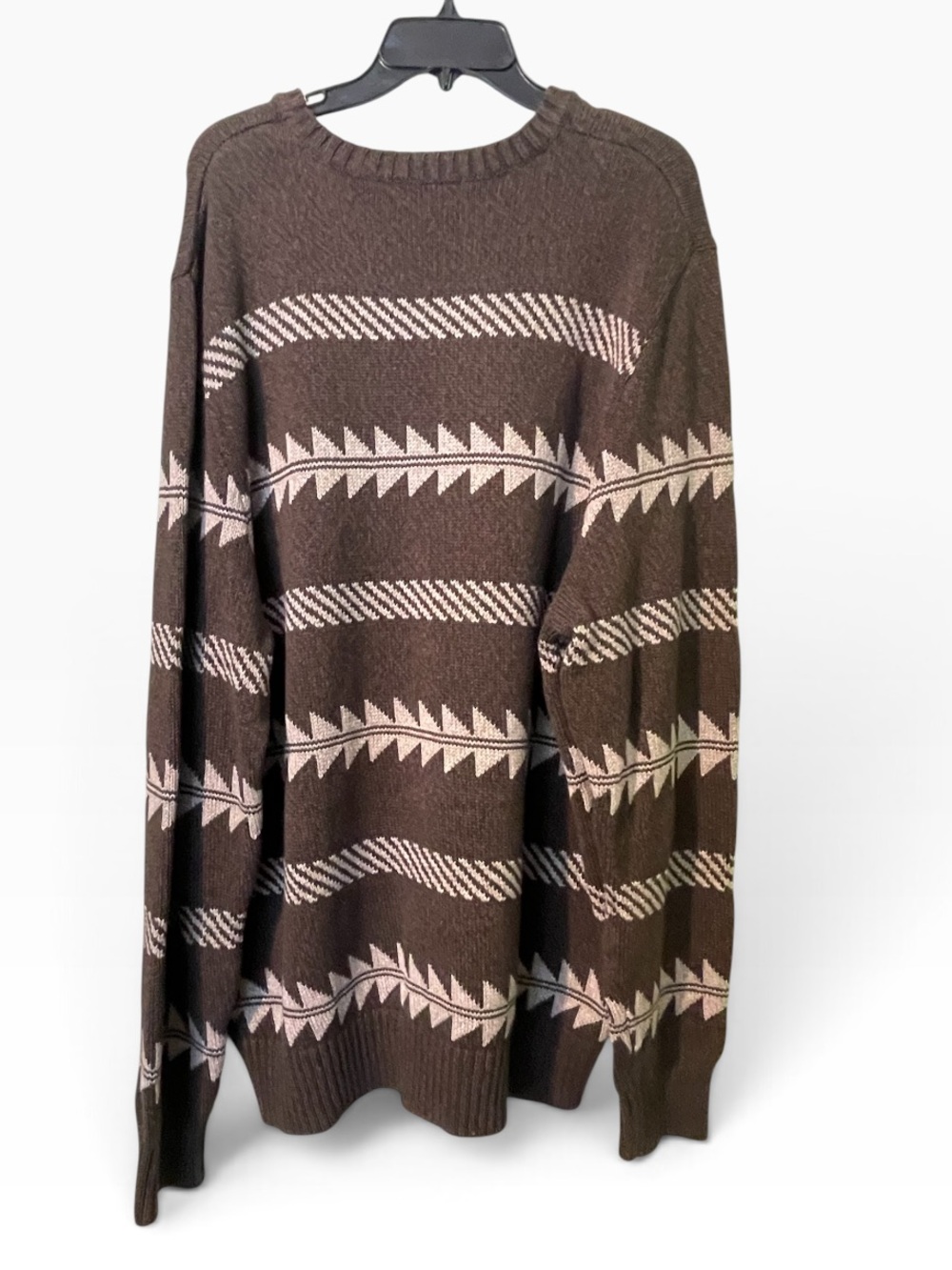 Eddie Bauer 100 % Cotton, Patterned Crewneck Sweater - size XL Tall- GUC